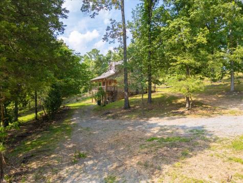4790 Old Highway 13 Cumberland City TN 37050