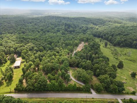 4790 Old Highway 13 Cumberland City TN 37050