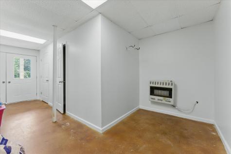 4790 Old Highway 13 Cumberland City TN 37050
