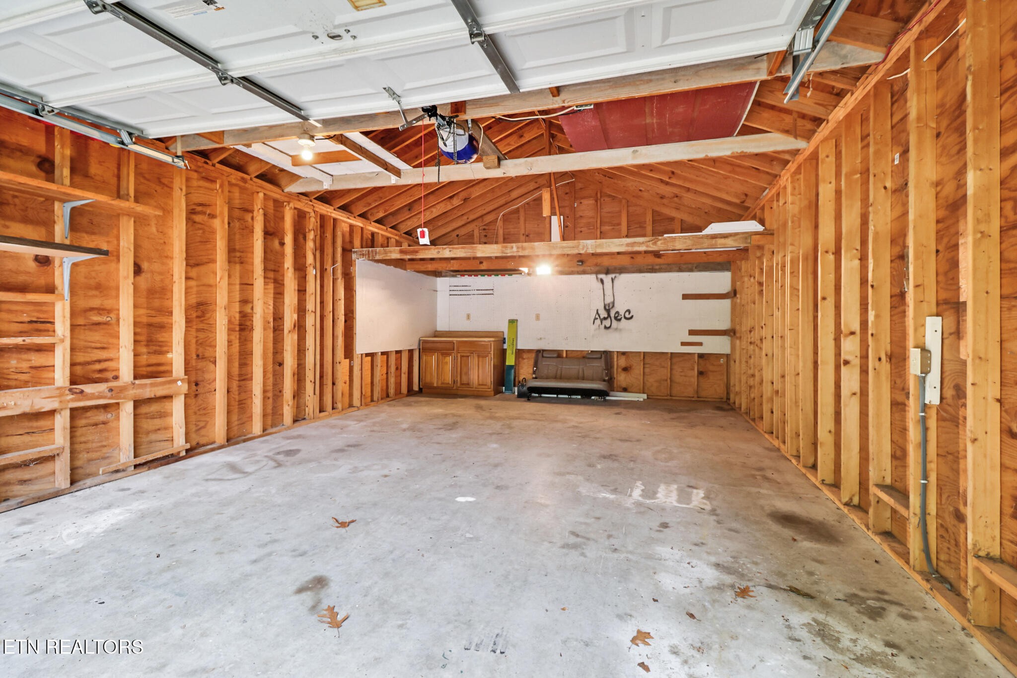 5012 Pawnee Road Crossville TN 38572