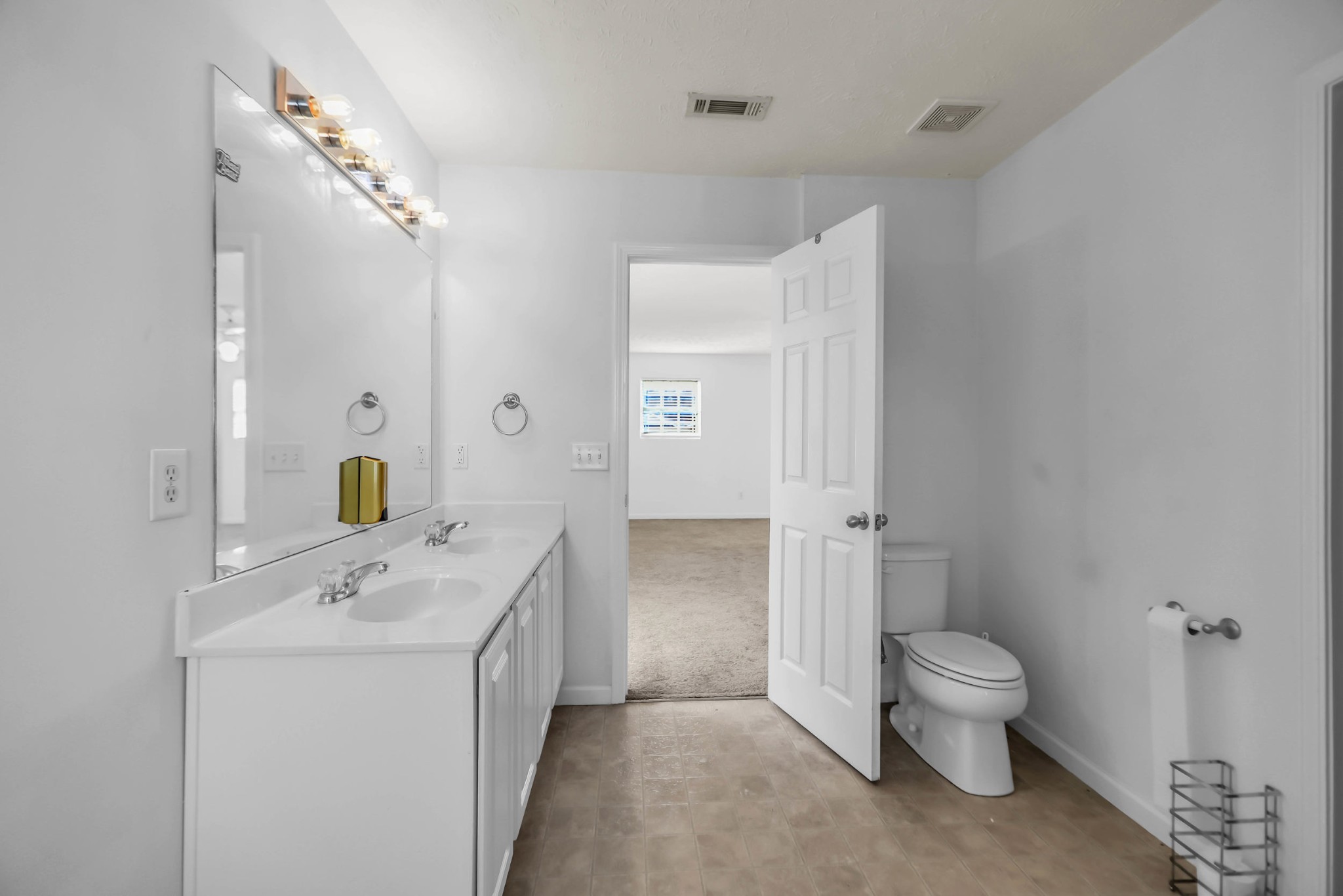 3404 Whitebud Lane Murfreesboro TN 37128