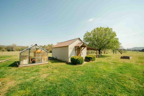194 Al Roman Road, N Pulaski TN 38478