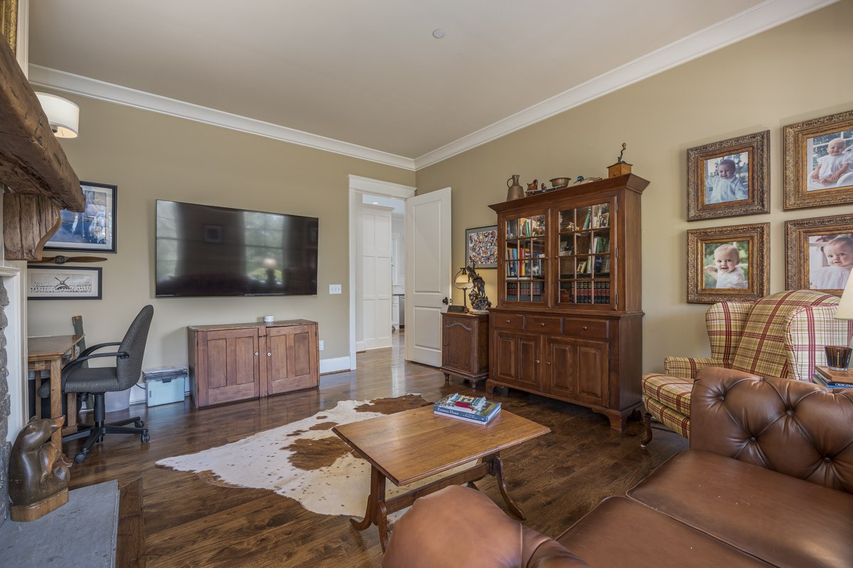 8706 Poplar Creek Road Nashville TN 37221