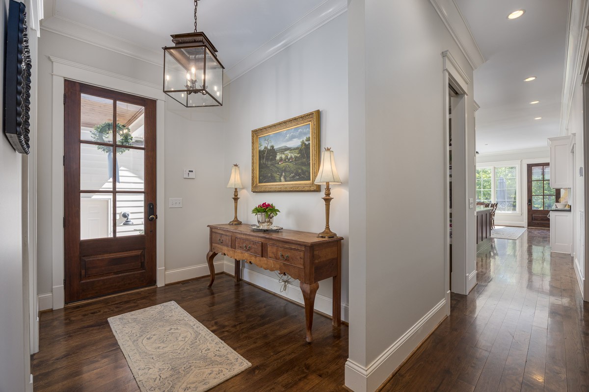 8706 Poplar Creek Road Nashville TN 37221
