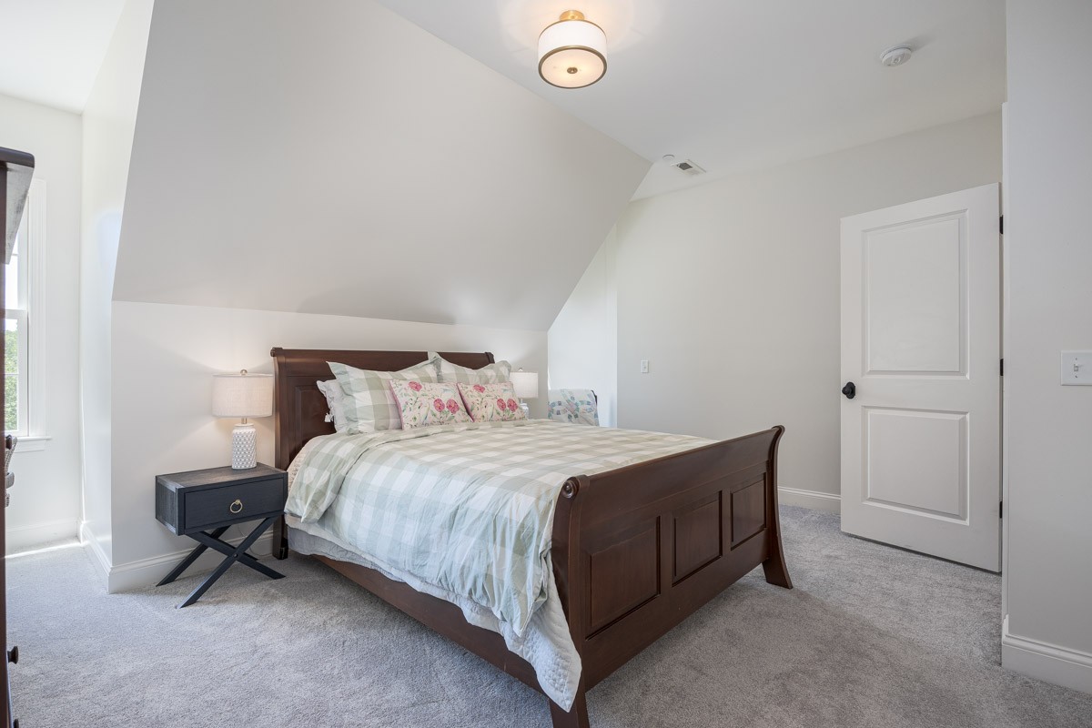 8706 Poplar Creek Road Nashville TN 37221