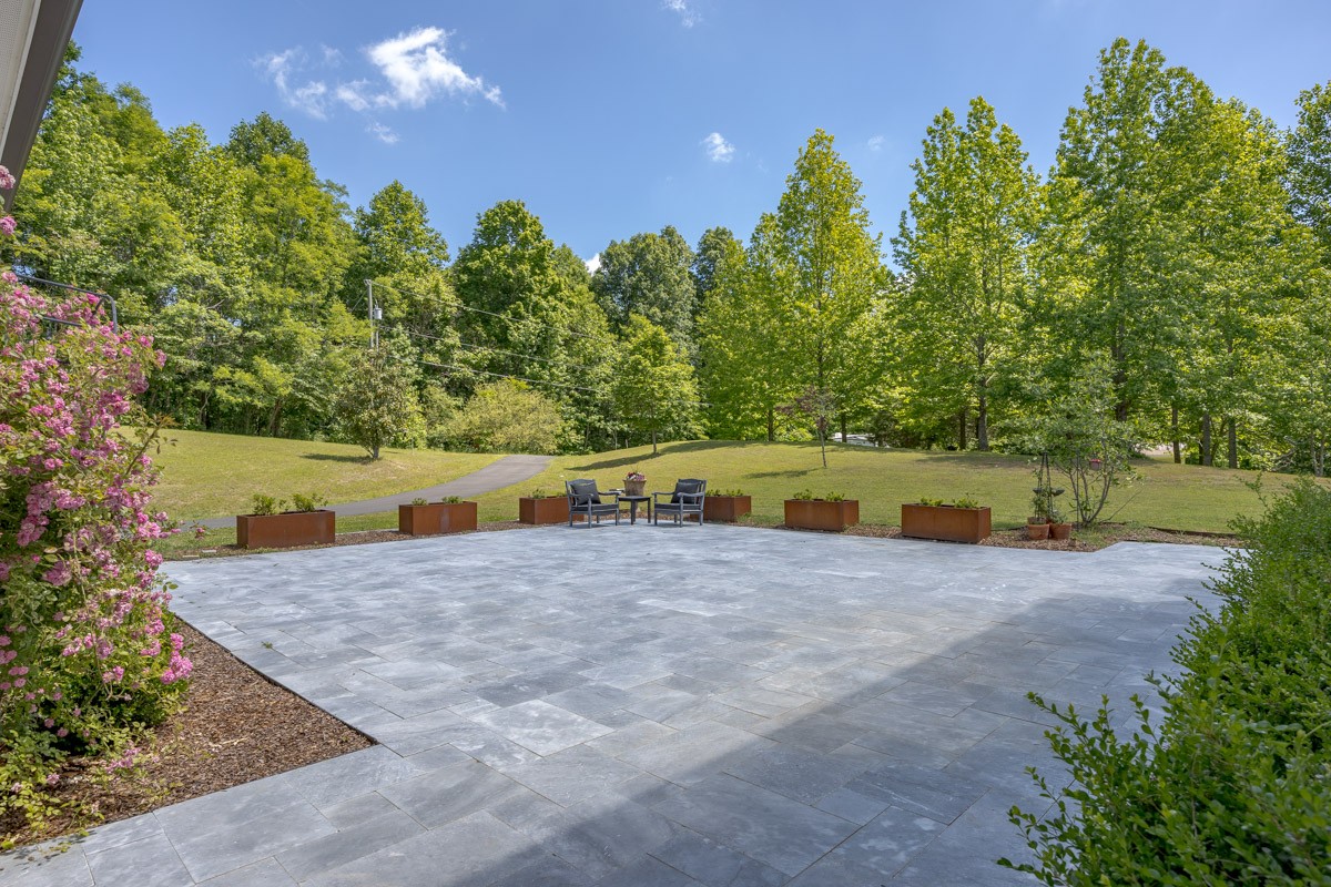 8706 Poplar Creek Road Nashville TN 37221
