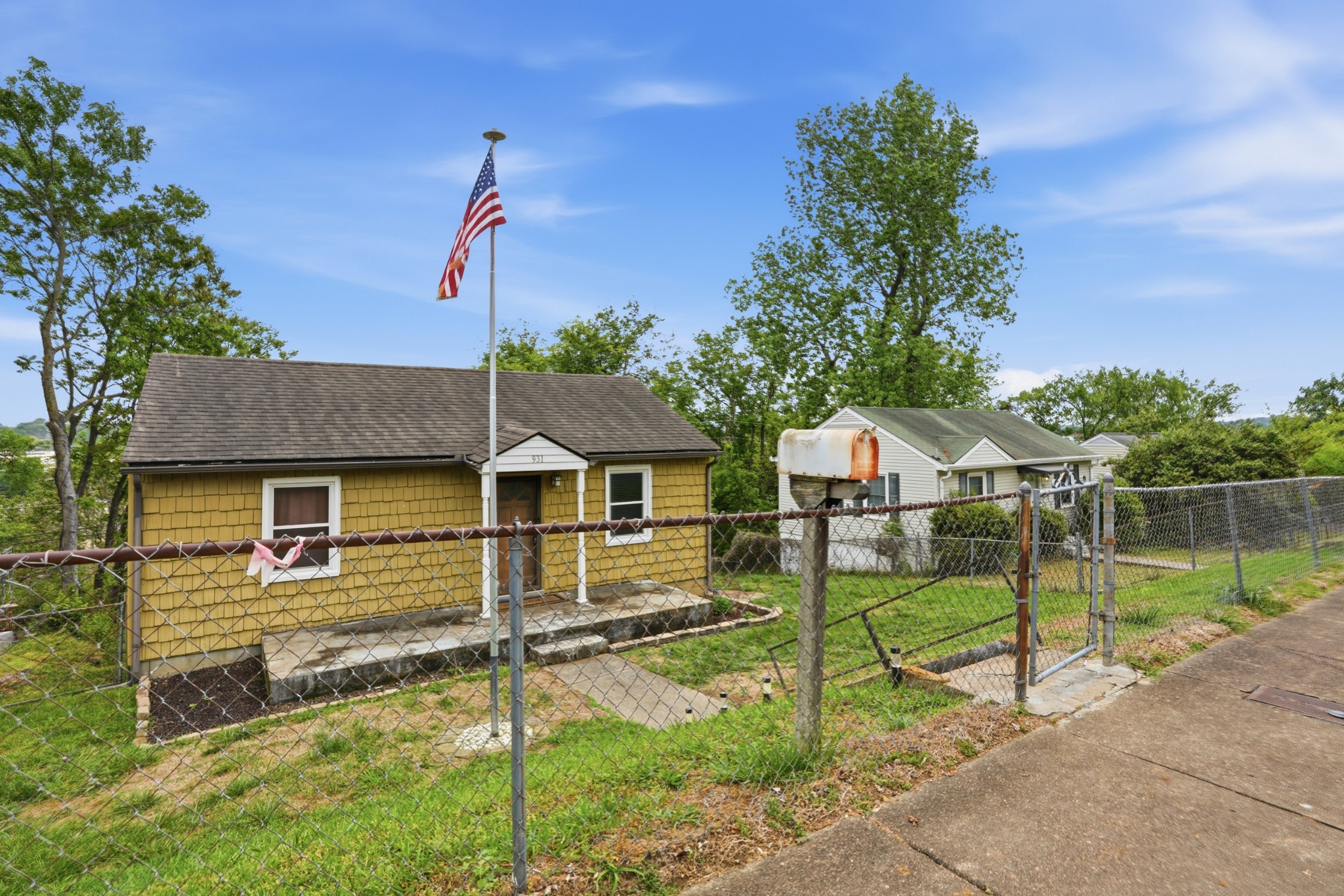 931 S 13th Court Nashville TN 37206