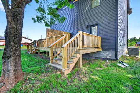 230 Third Street Guthrie KY 42234