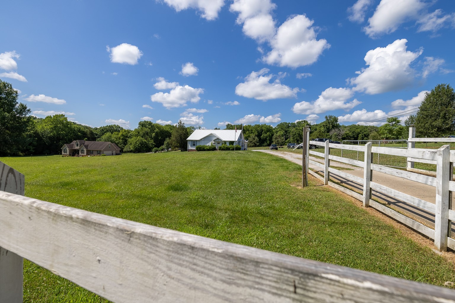 1430 Iron Bridge Road Columbia TN 38401