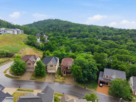 5925 Woodlands Avenue Nashville TN 37211
