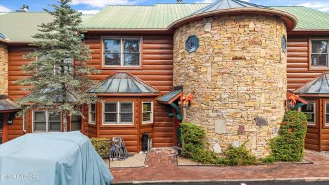 2044 Hickory Ridge Way Sevierville TN 37862