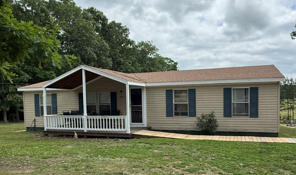 920 Pioneer Road Grimsley TN 38565