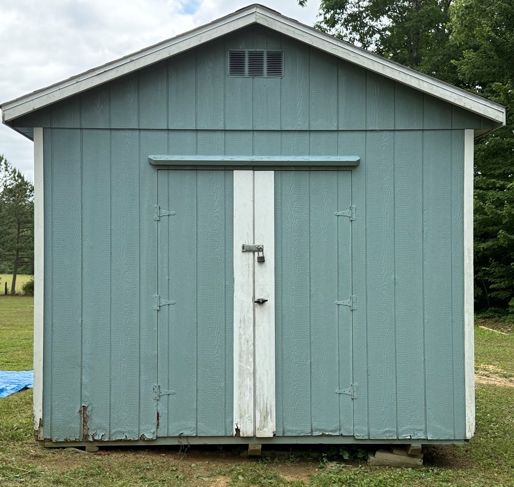 920 Pioneer Road Grimsley TN 38565