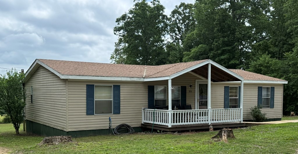 920 Pioneer Road Grimsley TN 38565
