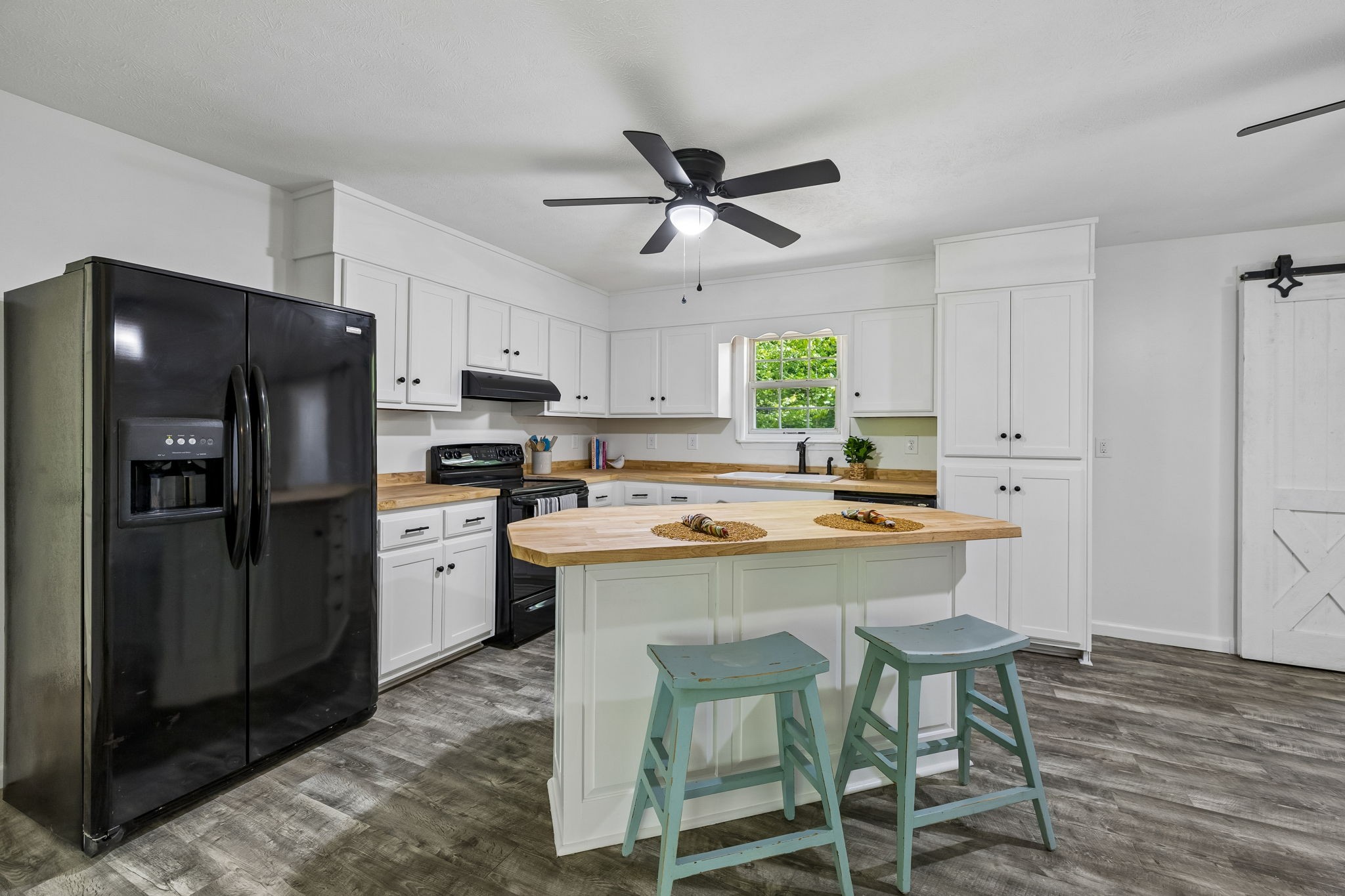 619 Longbranch Road Hohenwald TN 38462