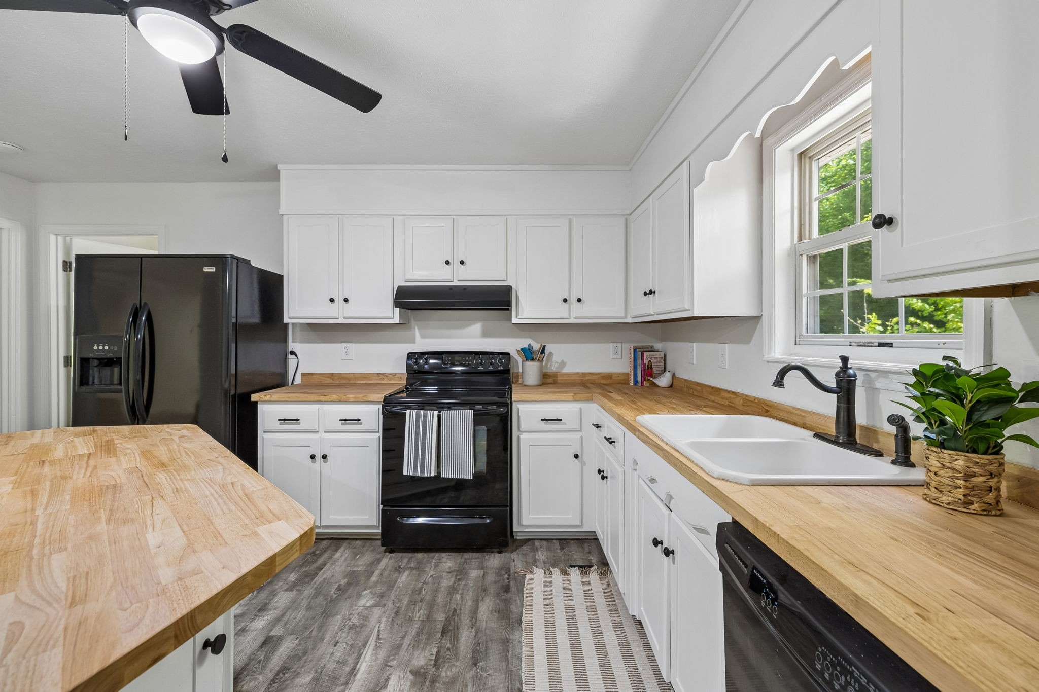 619 Longbranch Road Hohenwald TN 38462