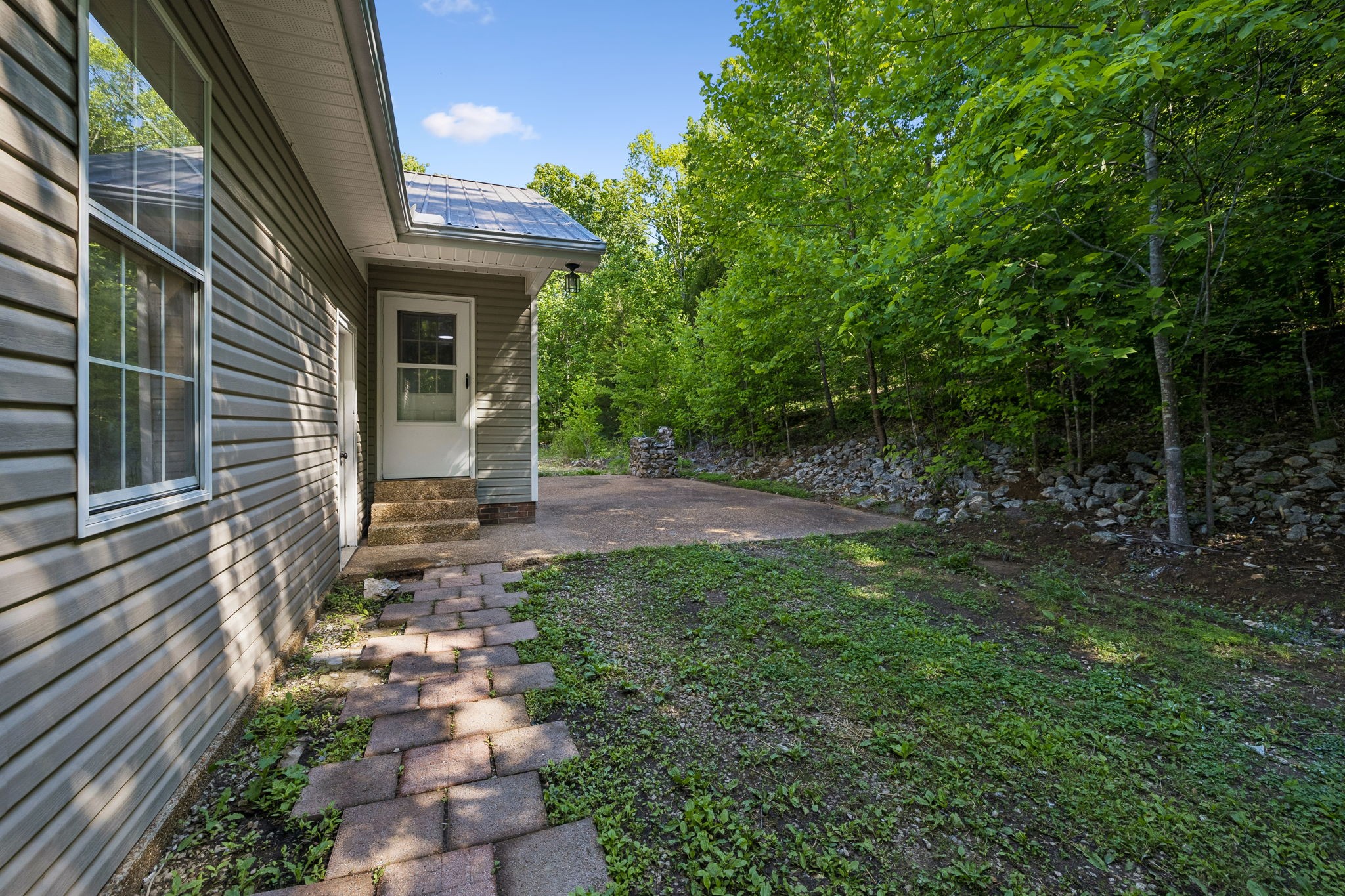 619 Longbranch Road Hohenwald TN 38462