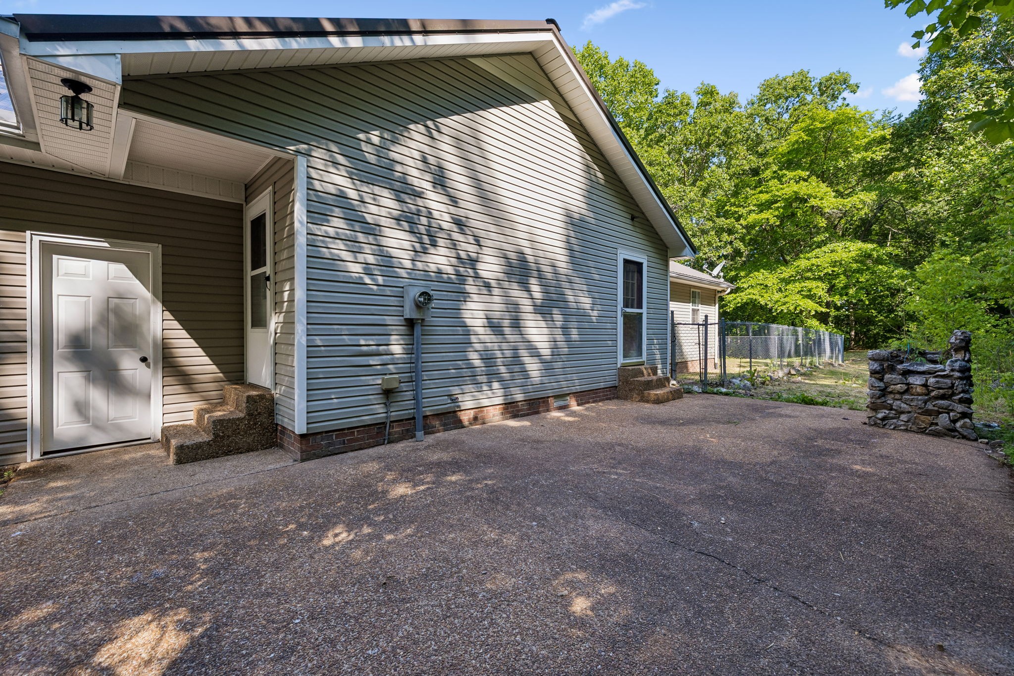 619 Longbranch Road Hohenwald TN 38462