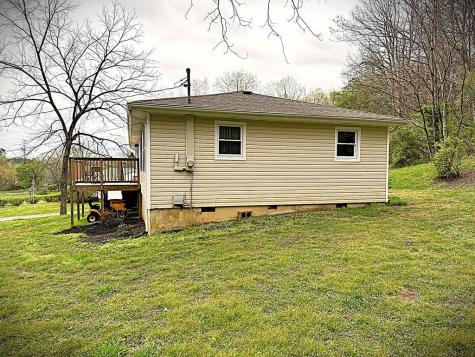 729 Jefferson Avenue Sparta TN 38583