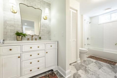 921 Lemont Court Nashville TN 37216
