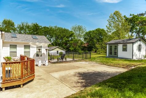 921 Lemont Court Nashville TN 37216