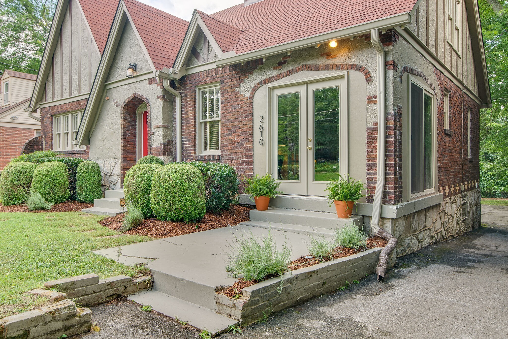 2610 Woodlawn Drive Nashville TN 37212