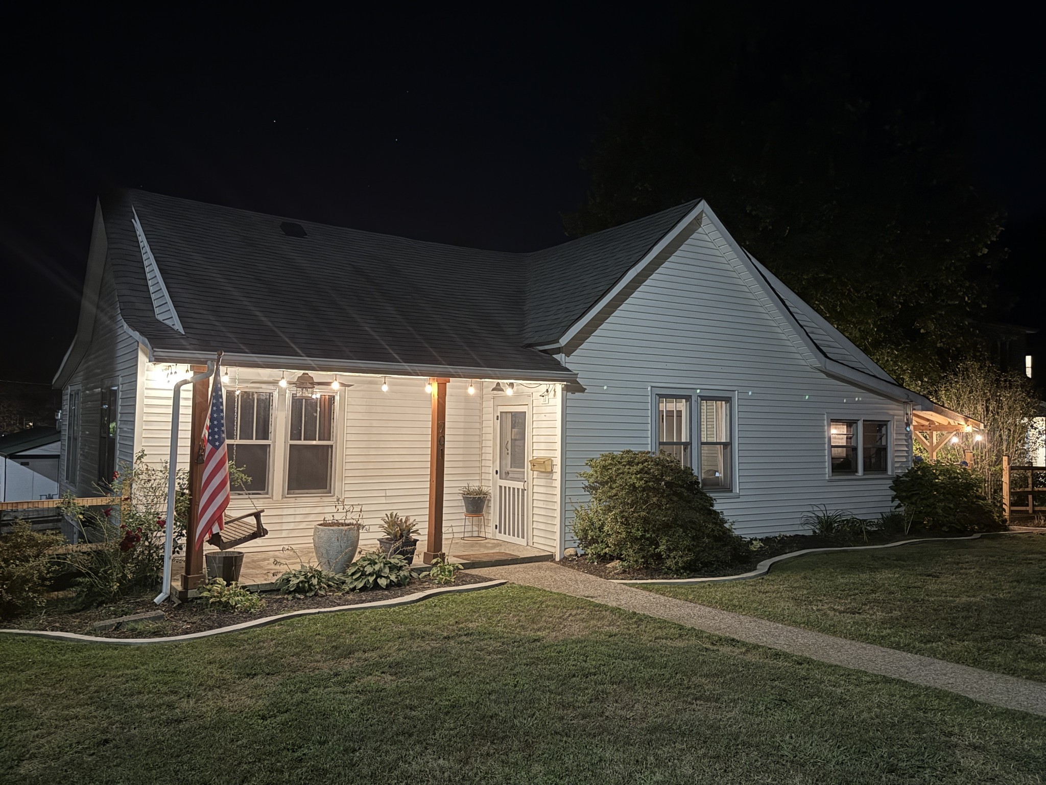 701 W 5th Street Dickson TN 37055