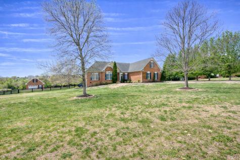 1437 Charleston Lane Columbia TN 38401