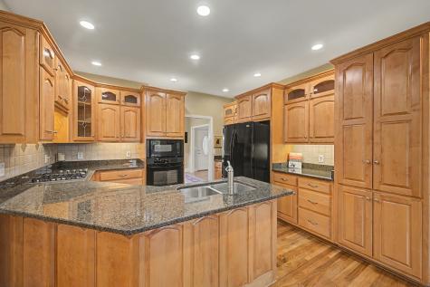 1437 Charleston Lane Columbia TN 38401