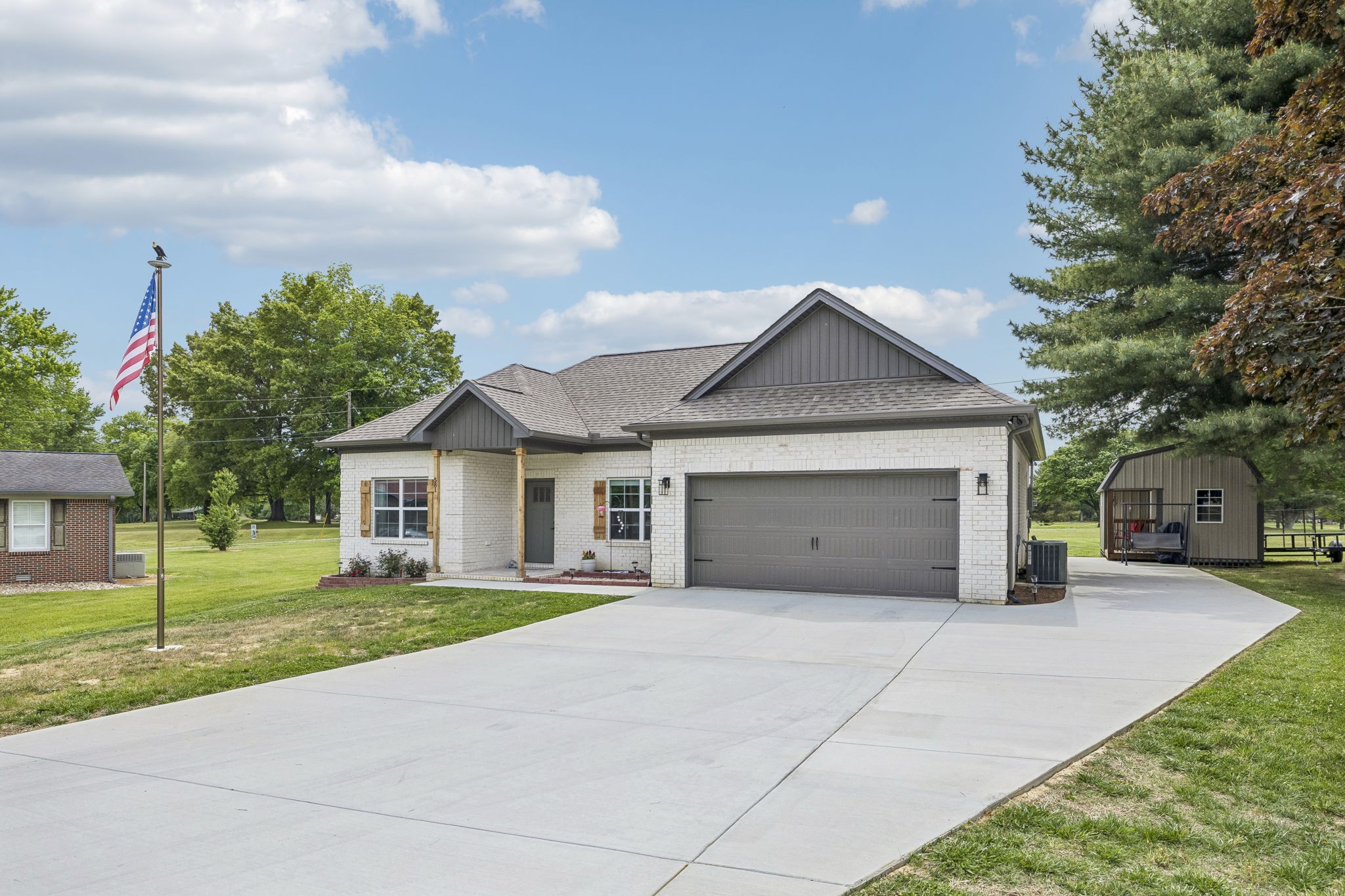 581 Pack Circle Smithville TN 37166