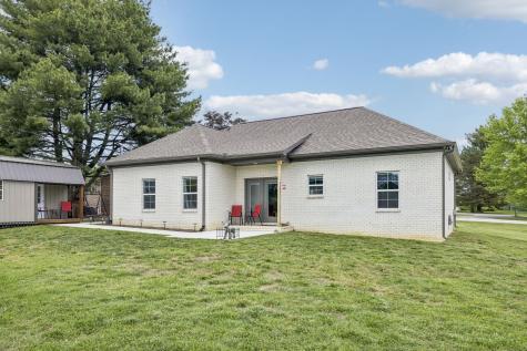 581 Pack Circle Smithville TN 37166