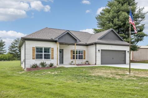581 Pack Circle Smithville TN 37166