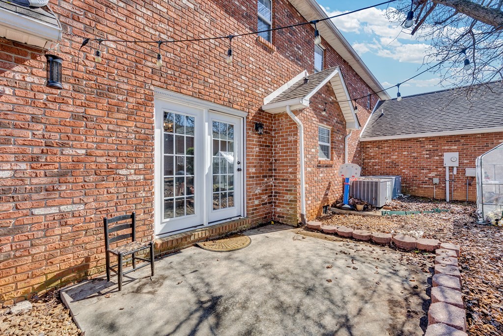 62 Eastgate Circle Cookeville TN 38506