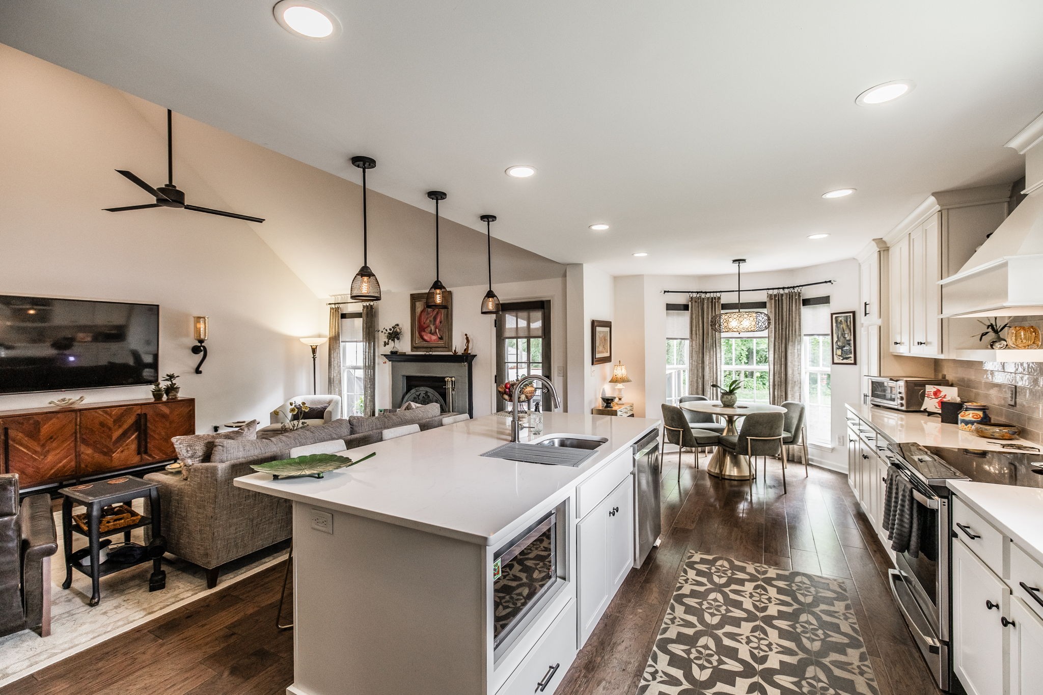 124 W Braxton Lane Hendersonville TN 37075