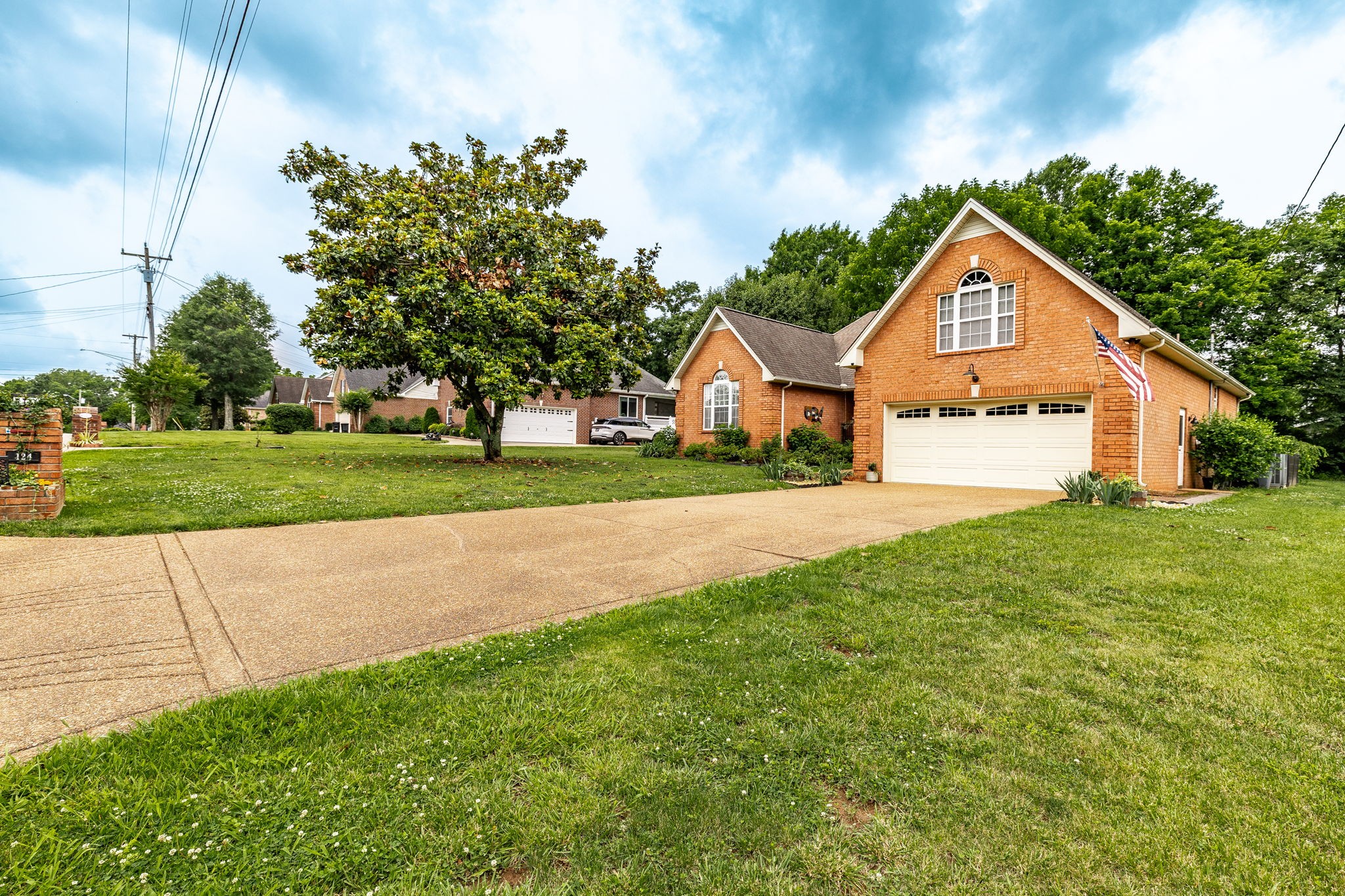 124 W Braxton Lane Hendersonville TN 37075