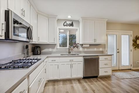 9042 Carolyn Way Bon Aqua TN 37025