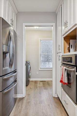 9042 Carolyn Way Bon Aqua TN 37025
