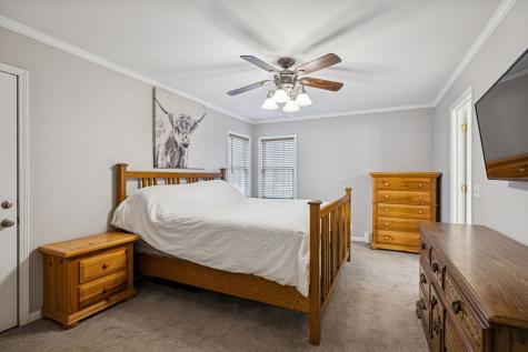 9042 Carolyn Way Bon Aqua TN 37025