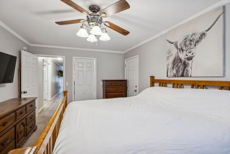 9042 Carolyn Way Bon Aqua TN 37025