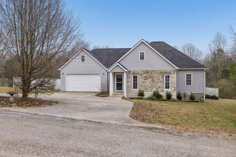 9042 Carolyn Way Bon Aqua TN 37025