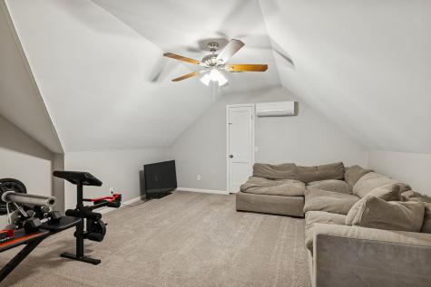 9042 Carolyn Way Bon Aqua TN 37025