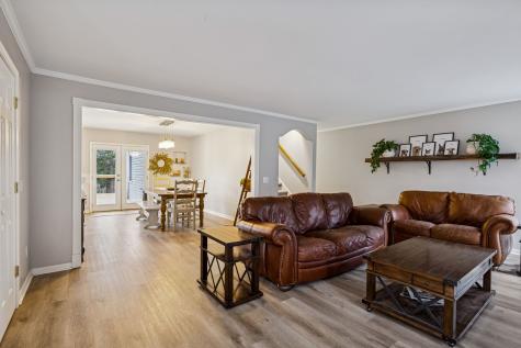 9042 Carolyn Way Bon Aqua TN 37025