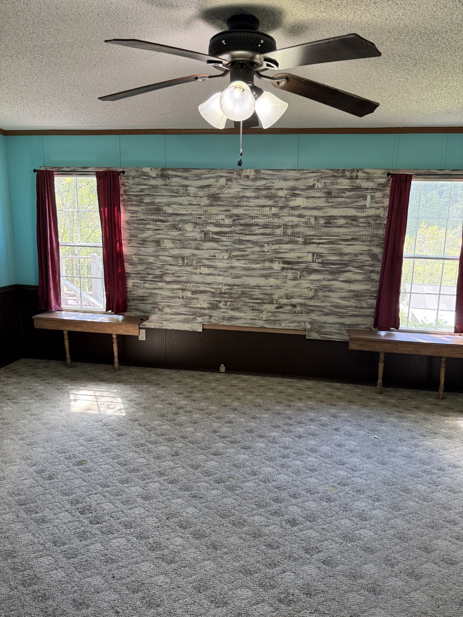 33 Nascar Lane Pleasant Shade TN 37145