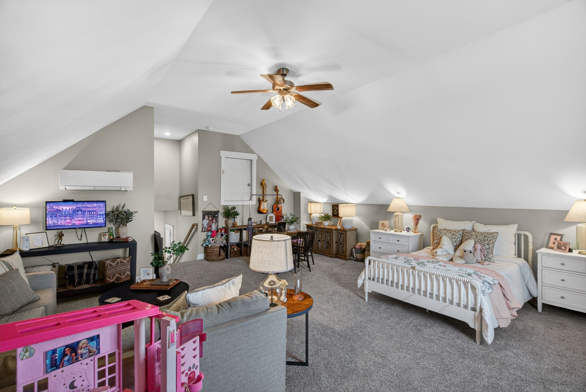 717B N Russell Street Portland TN 37148