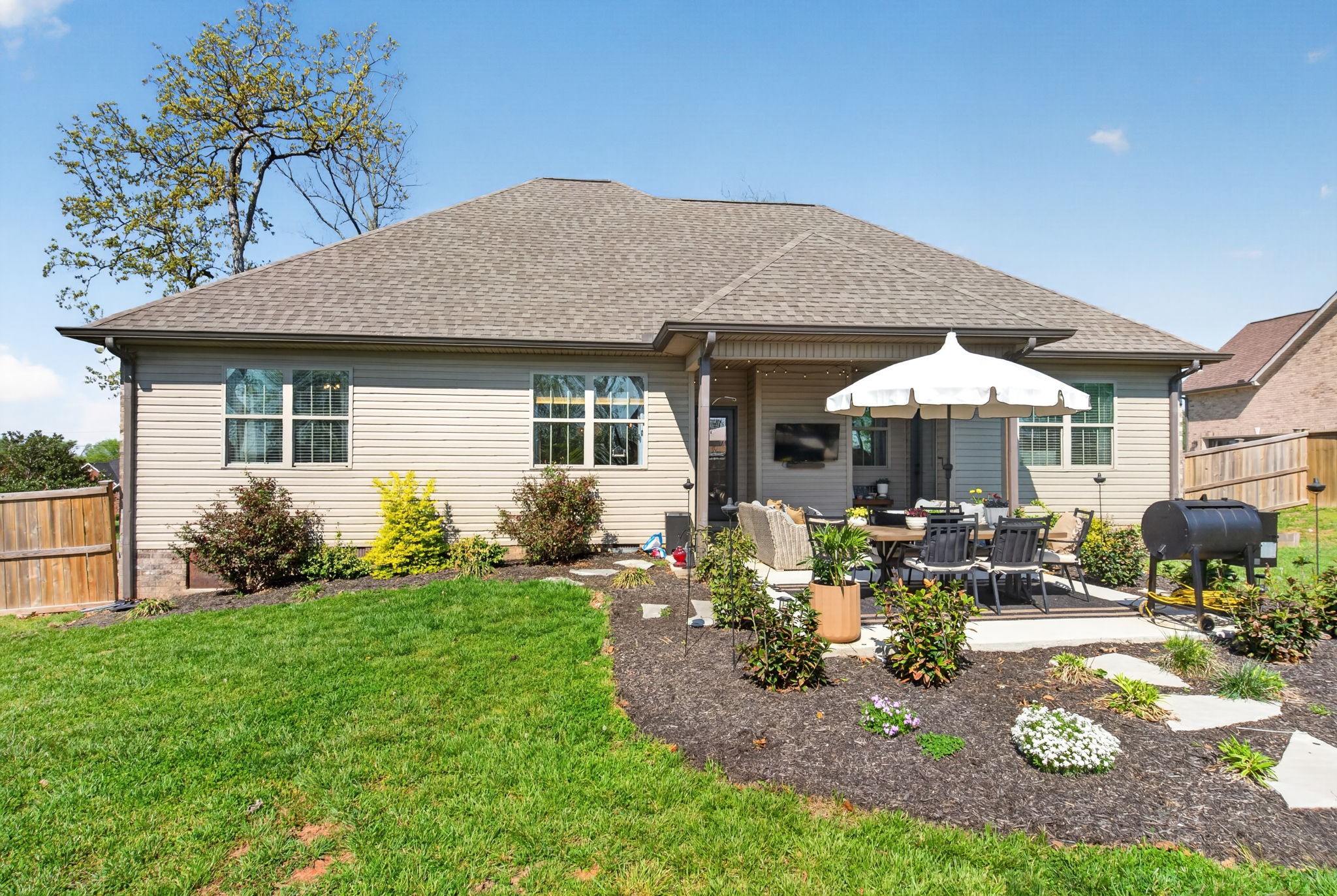 717B N Russell Street Portland TN 37148