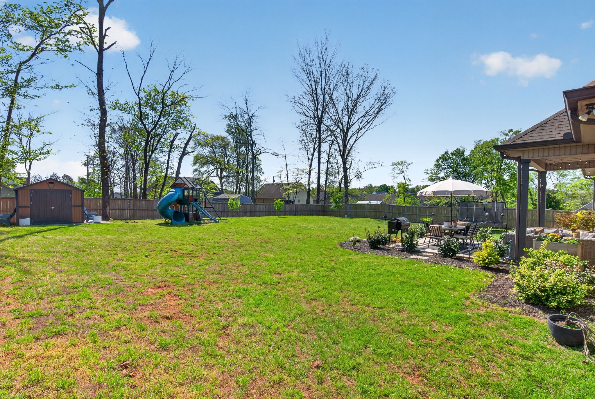 717B N Russell Street Portland TN 37148