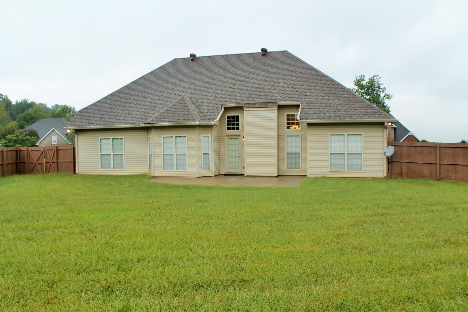 3636 Prestwicke Place Adams TN 37010
