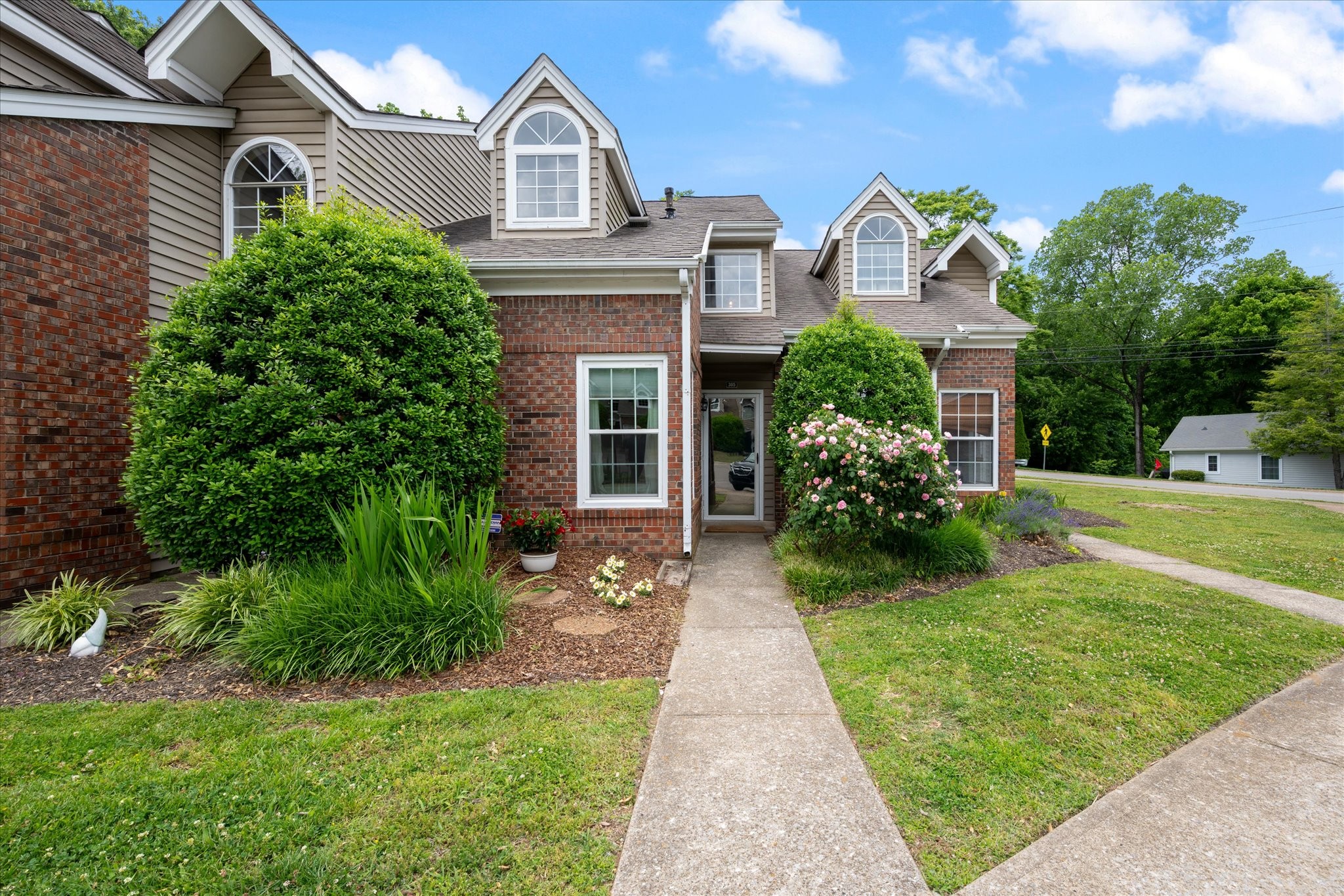 365 Yorkshire Circle Nashville TN 37211