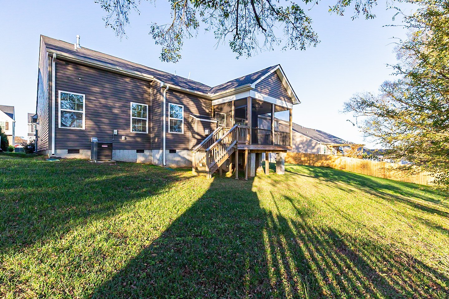 2822 Winterberry Drive Columbia TN 38401