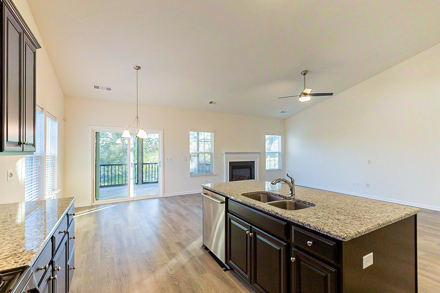 2822 Winterberry Drive Columbia TN 38401
